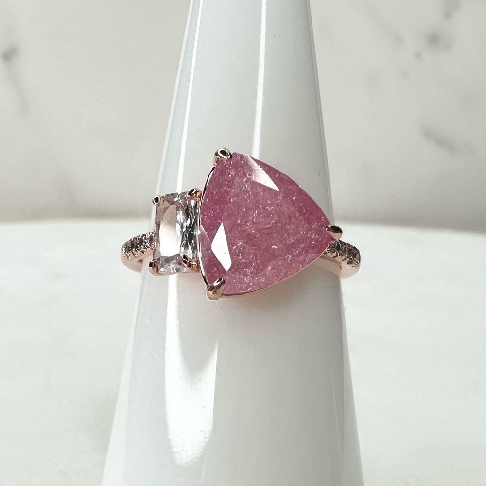 Bomb Party Original More Than Iconic Pink Ice Crystal Ring Rbp6653 Nwt Size 7